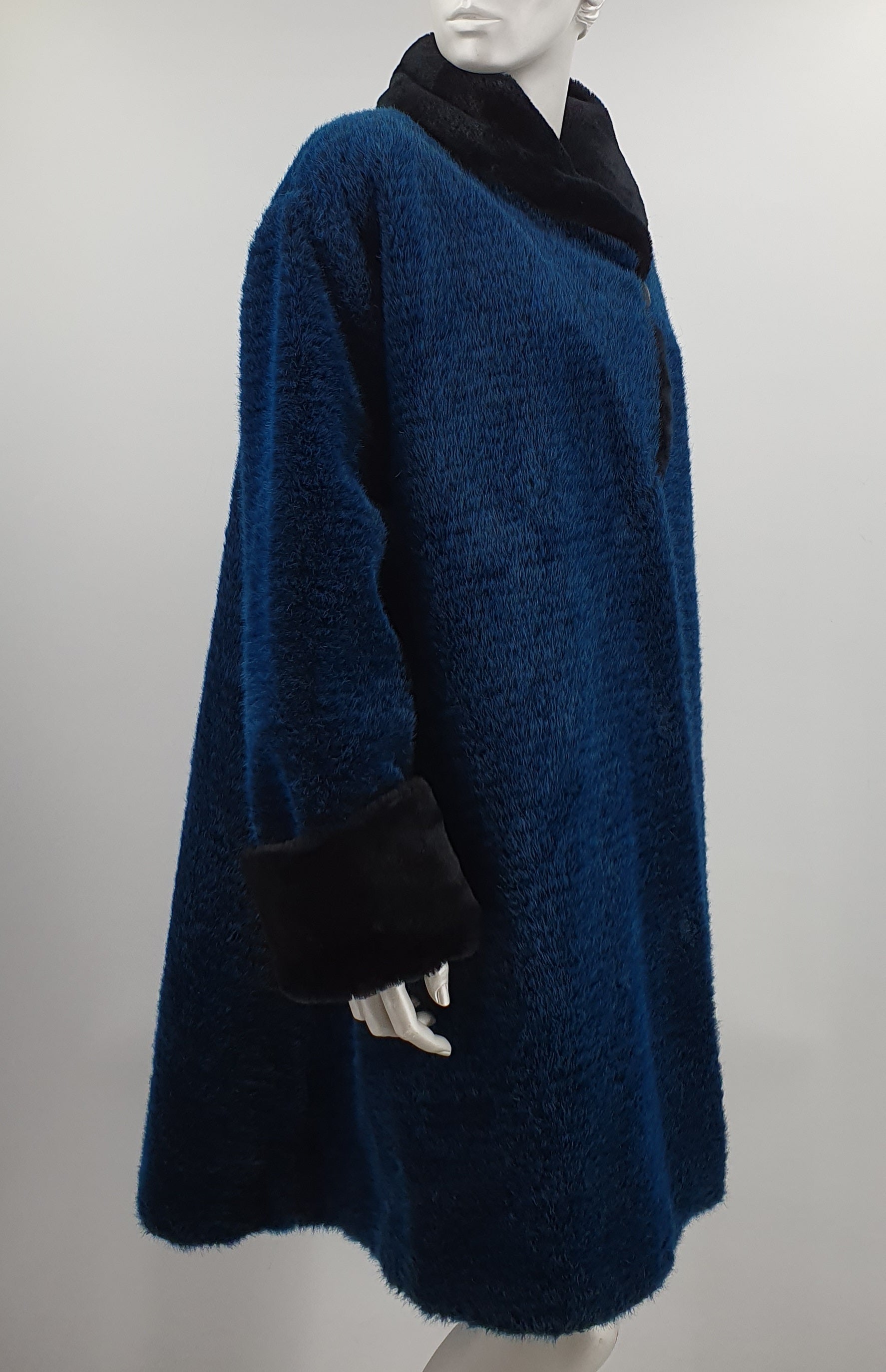 SL Studio, Finnish faux fur jacket from the 90s, color turquoise-black, size 48