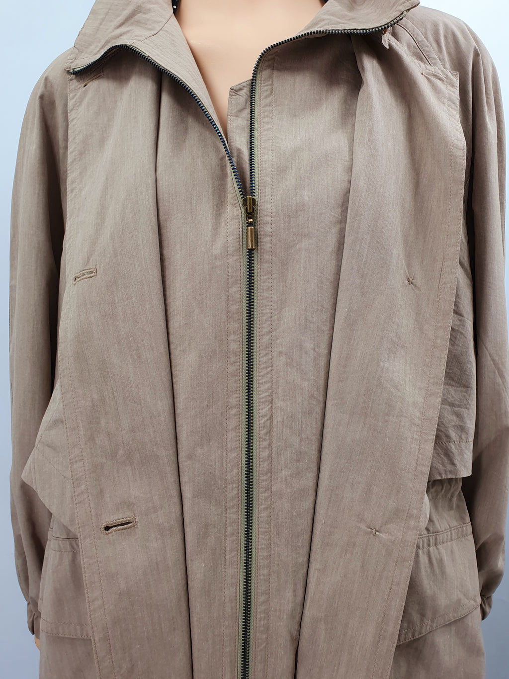 Gil Bret, light brown trench coat from the 90s-2000s, size 42-44-46