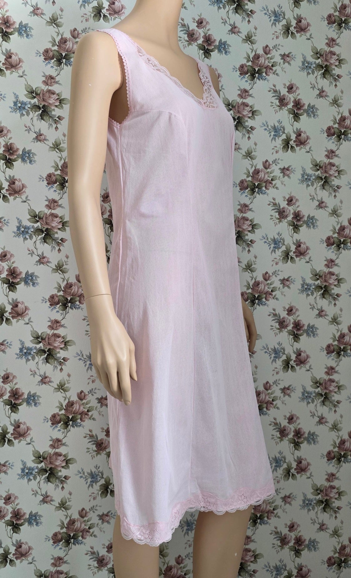 Pink long nightgown from the 70s-80s, size 38-40