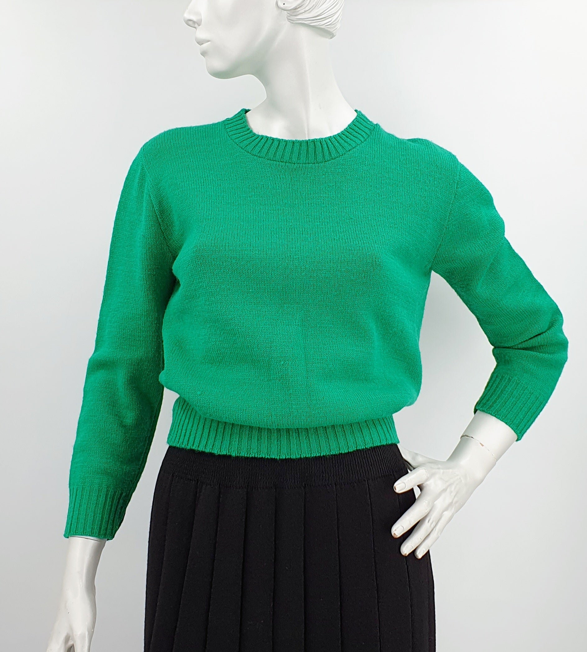 Curry Knits, green sweater from the 70s, size 34-36