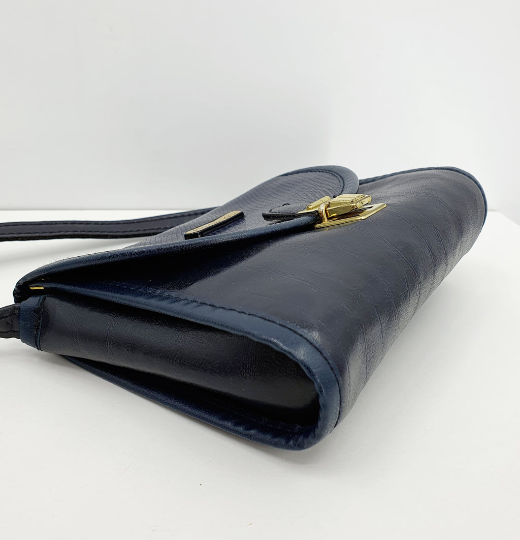 Tri-Laukku, dark blue shoulder bag from the 80s