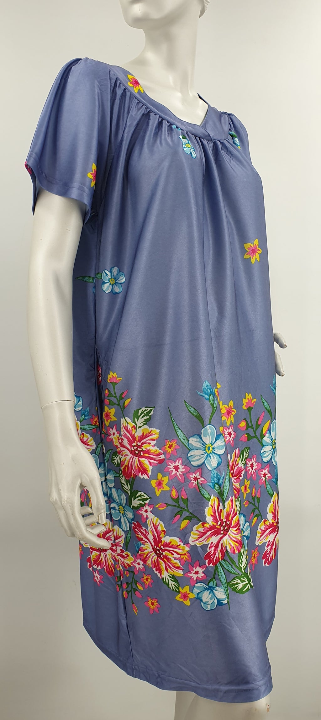 Lati Fashion, kotiasu 90-luvulta, koko 36-38