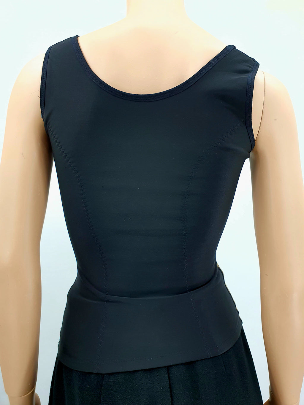 Muotoileva toppi, musta/pantterikuvio, koko 34-36