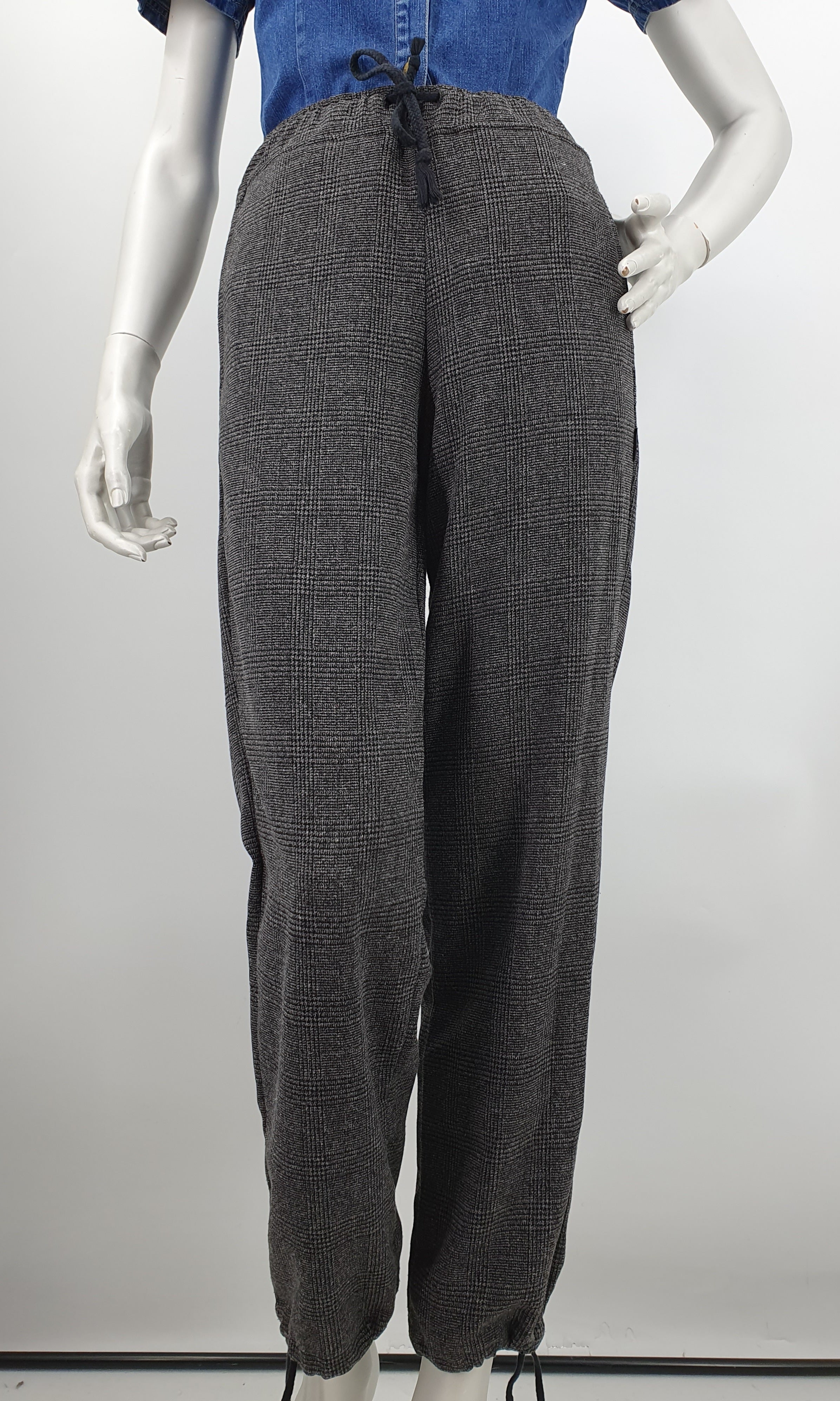 R-Collection, black-gray trousers with elastic waist, size 34-36