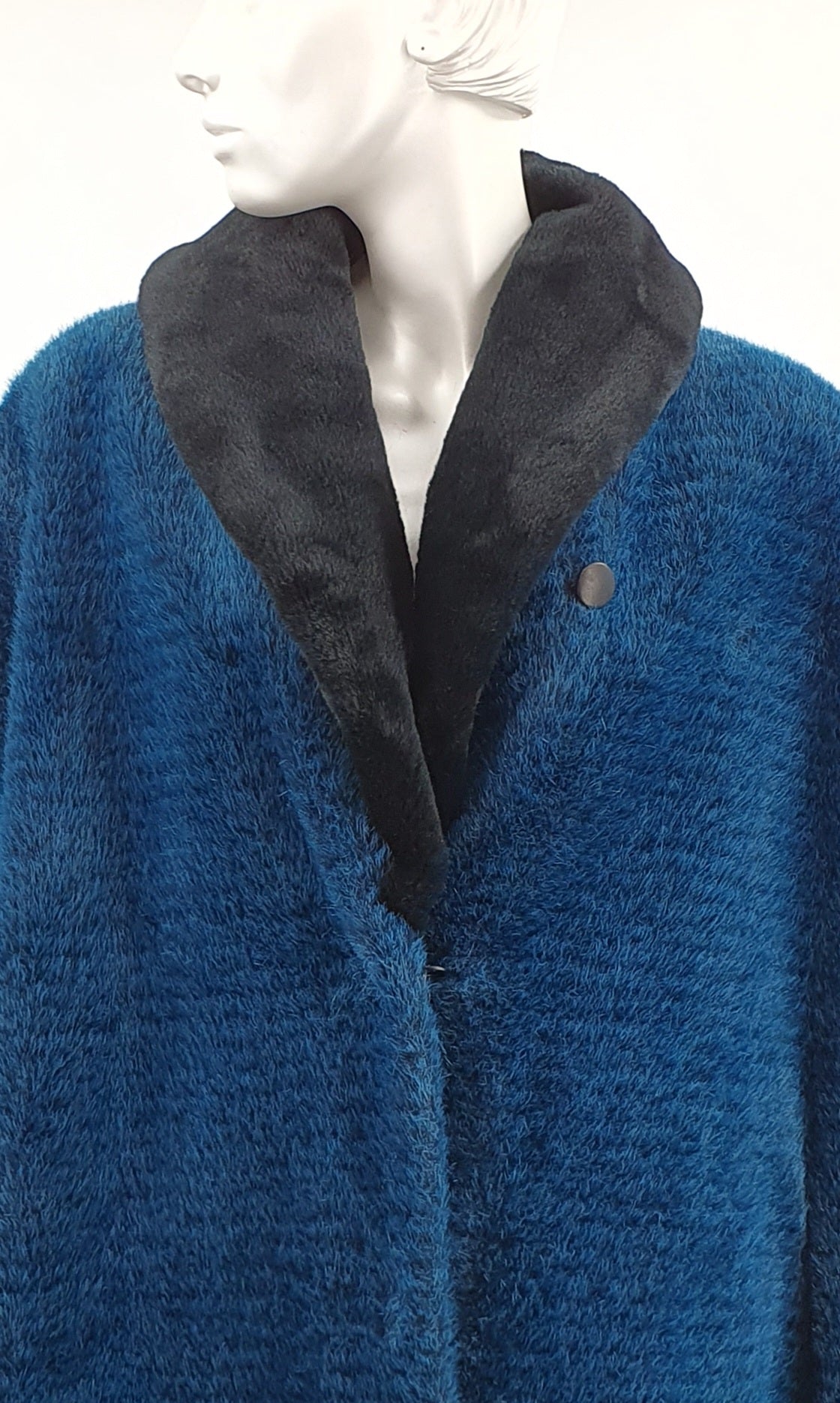 SL Studio, Finnish faux fur jacket from the 90s, color turquoise-black, size 48