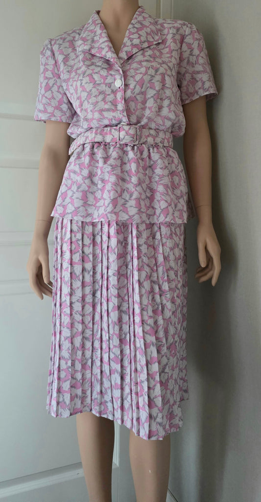 Beverly Santee, pleated dress from the 80s, size 36-38