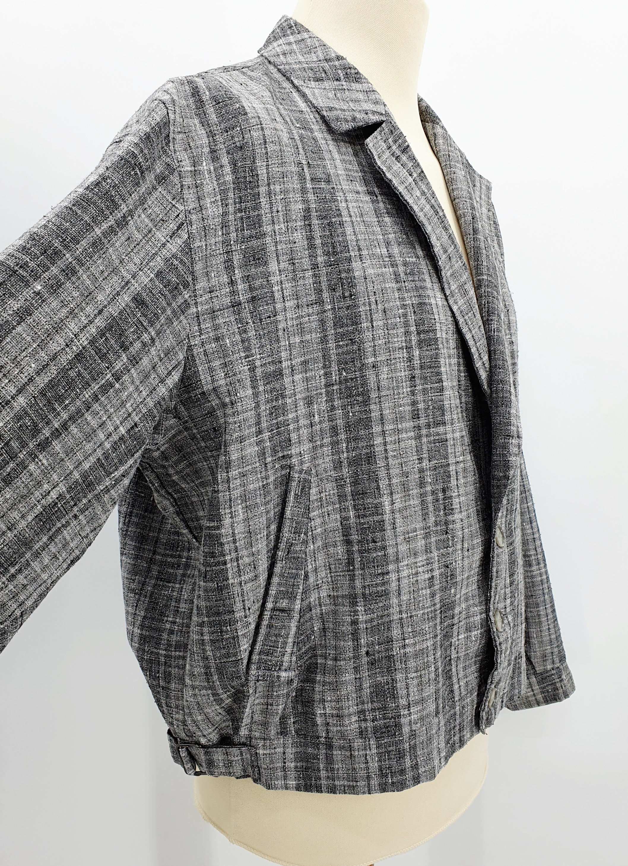 Vihreä miesten vintagetakki 90-luvulta, pusakkamalli, kuva sivulta