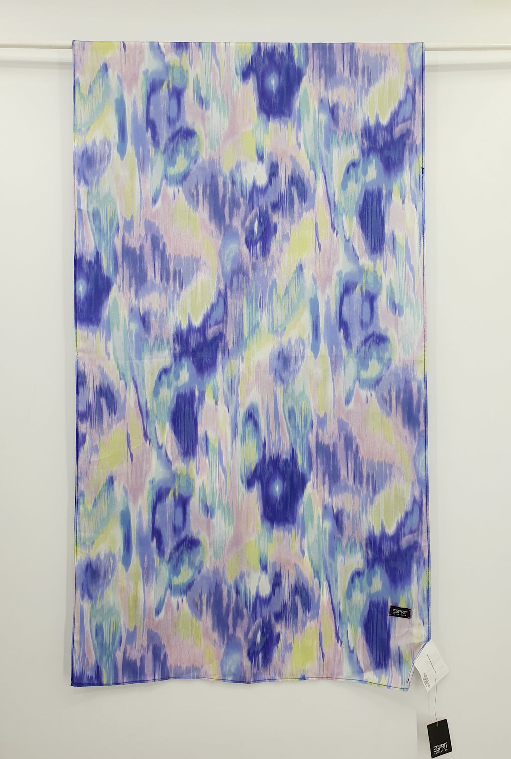 Esprit pastellinsävyinen silkkihuivi, pitkänmallinen secondhand huivi