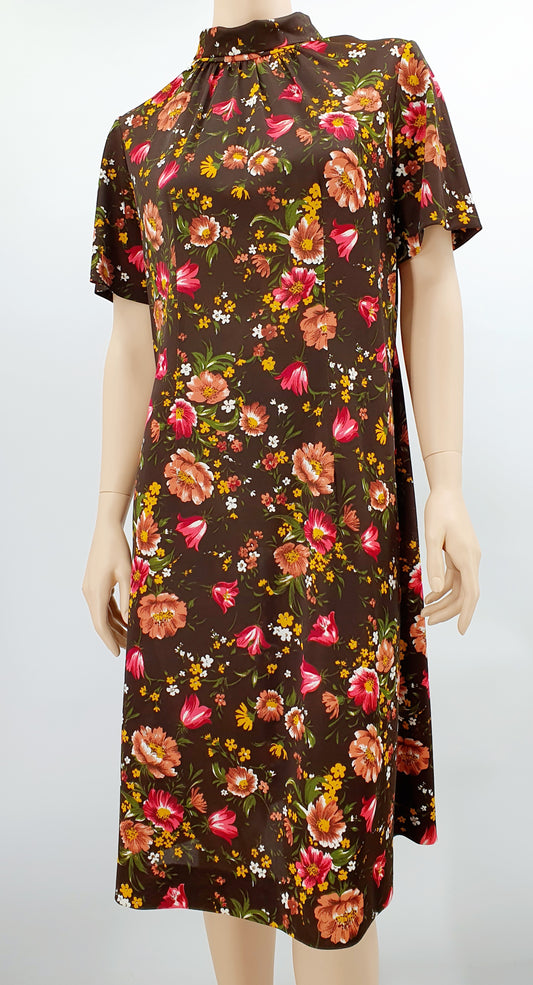 Miss Mary of Sweden, brown floral dress from the 70s, size 38-40