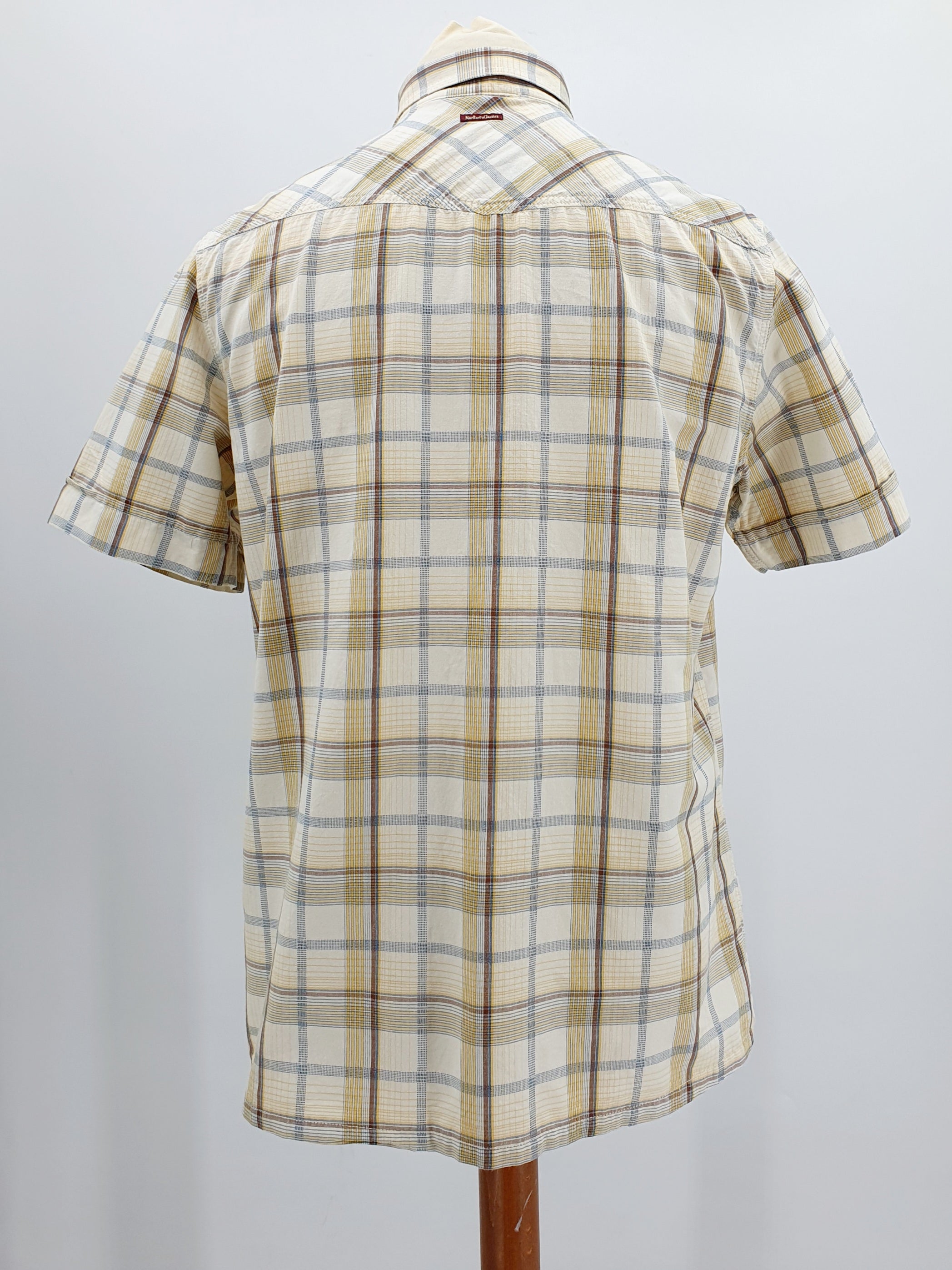 Marlboro Classics Ruutukuvioinen miesten vintagepaita 90-luvulta, lyhythihainen, kuva selkäpuolelta