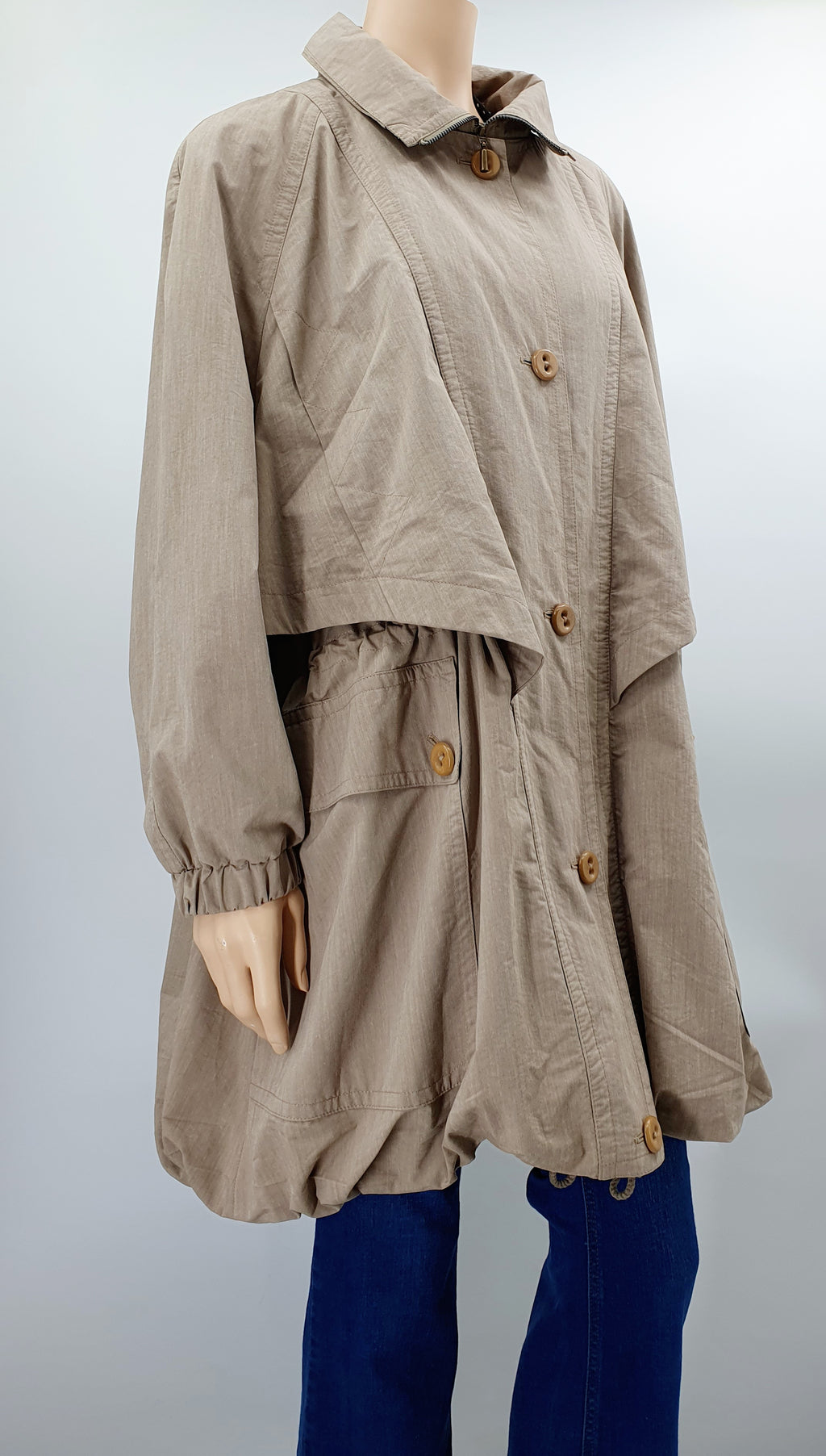 Gil Bret, light brown trench coat from the 90s-2000s, size 42-44-46