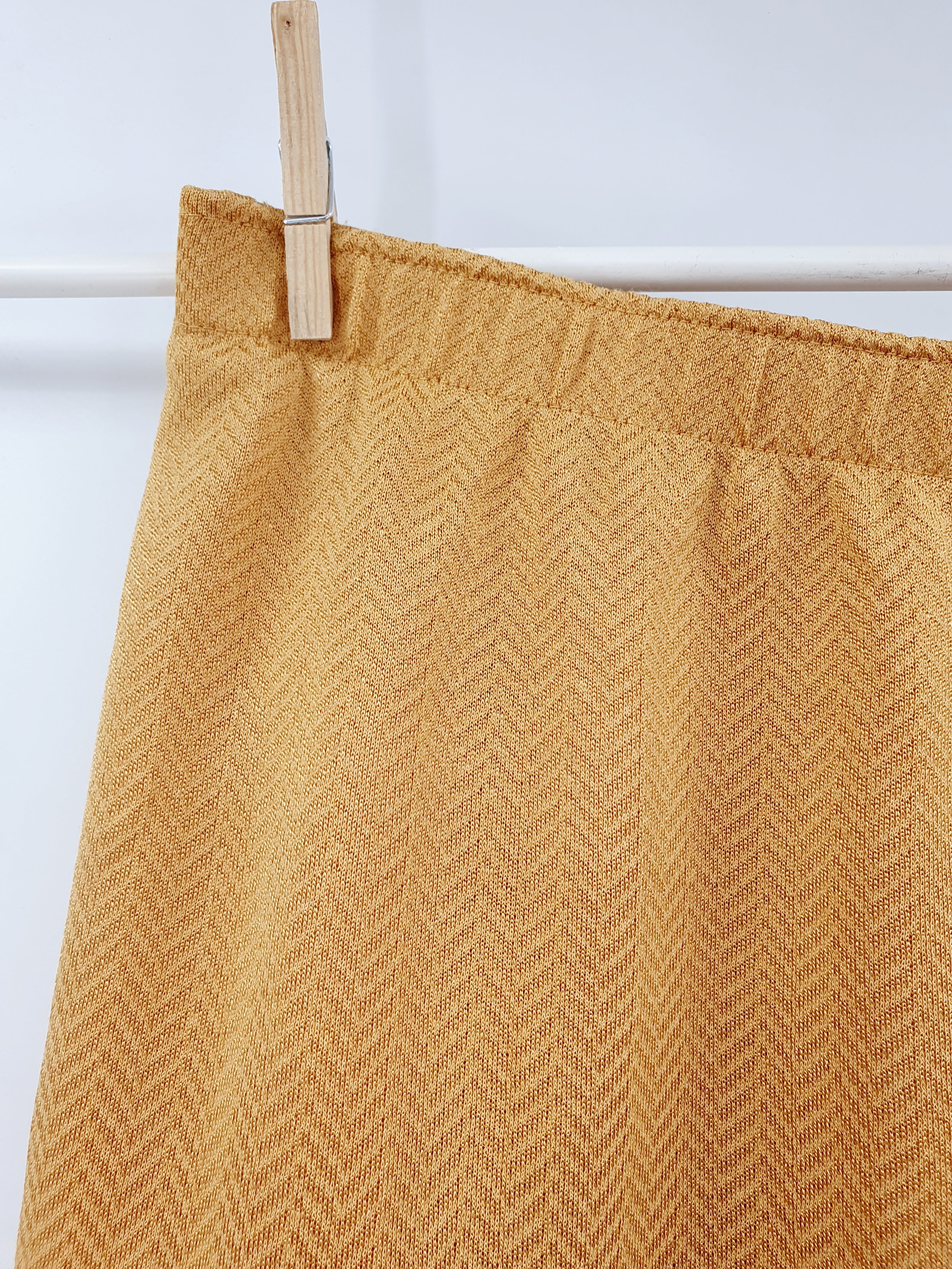 Lily of the valley, mustard yellow maxi skirt, waist 94-110cm, size 46/48