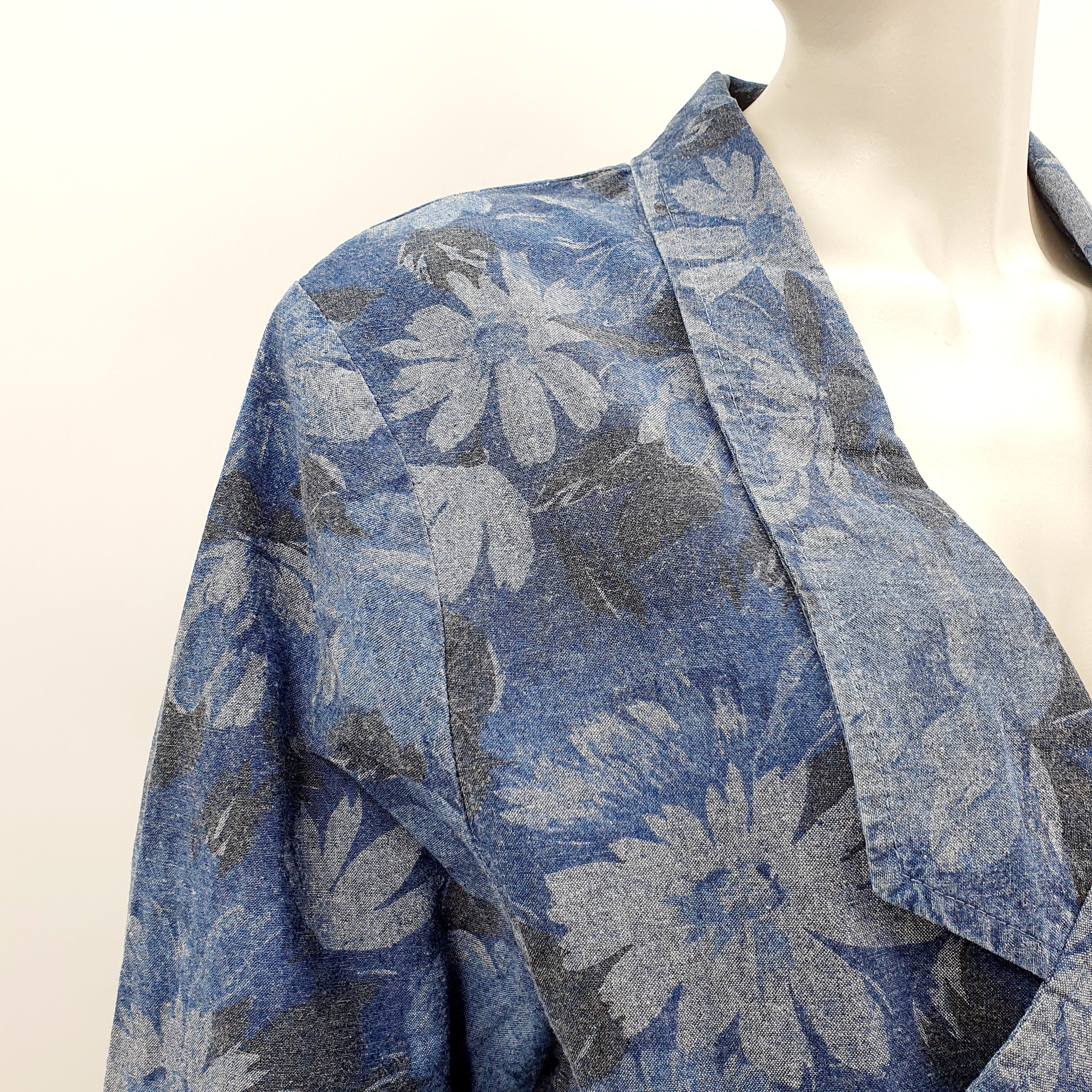 Weekend, denim blue blazer from the 80s-90s, size 38-40
