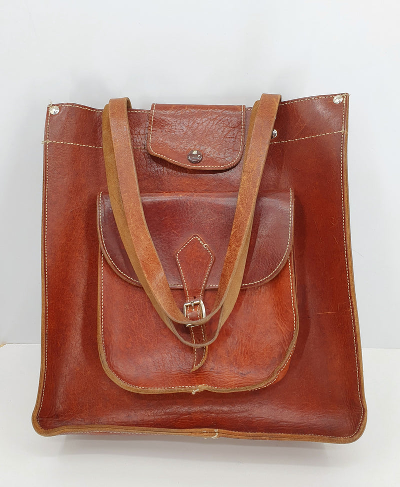 Ruskea vintage olkalaukku 60-luvulta, aitoa nahkaa