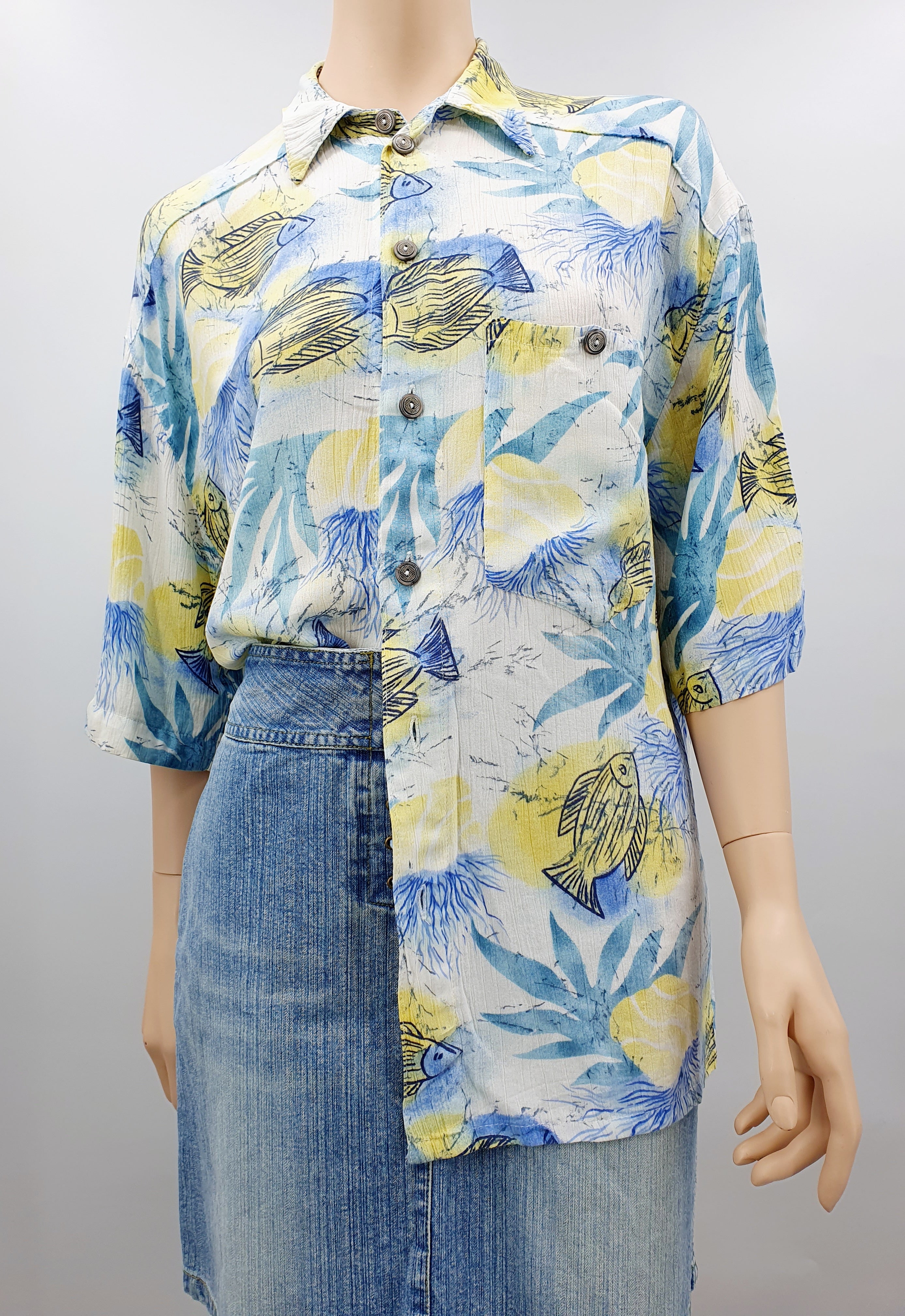 Fish-themed men's summer shirt from the 80s-90s, size ML