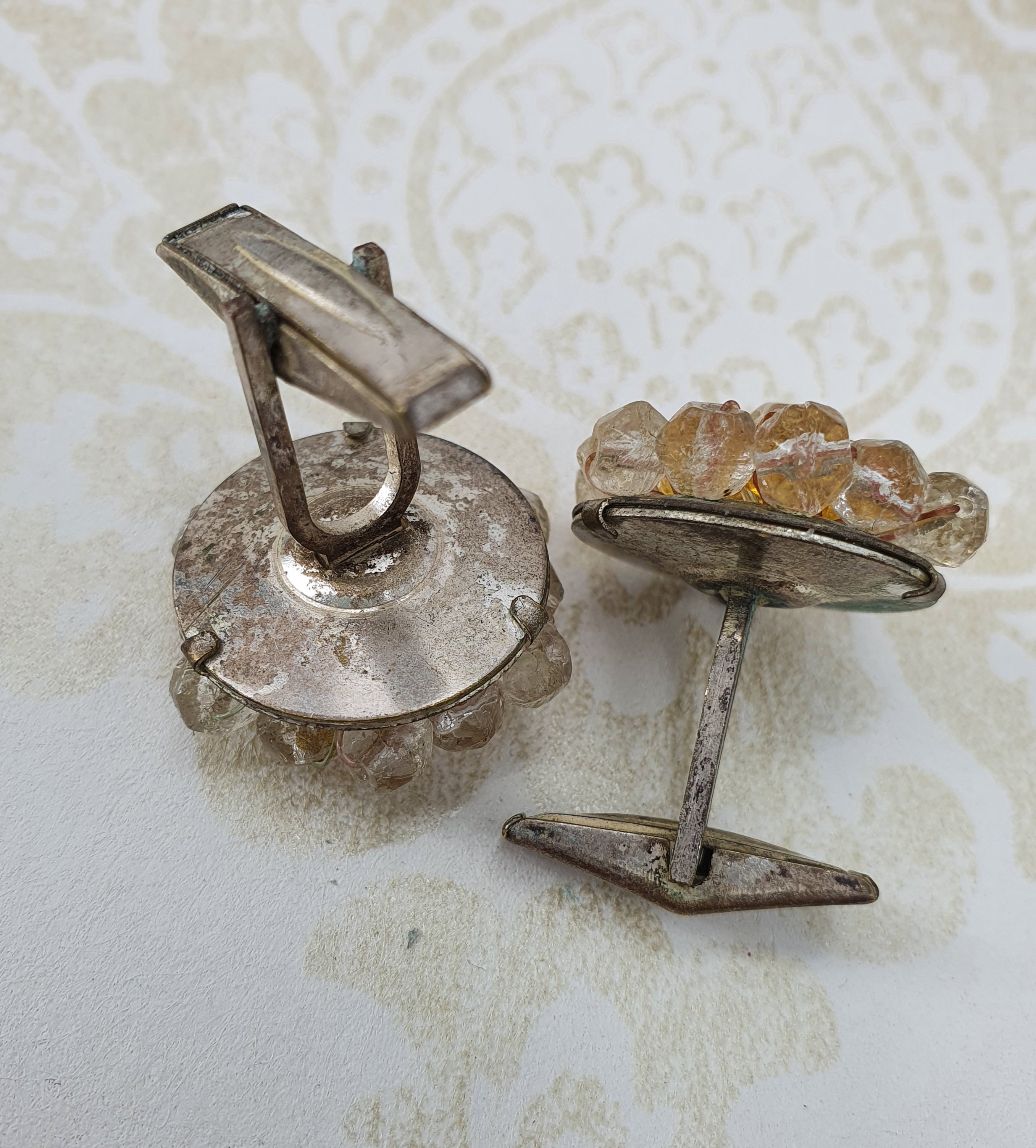 Cufflinks from the 70s, yellow and bright pearls