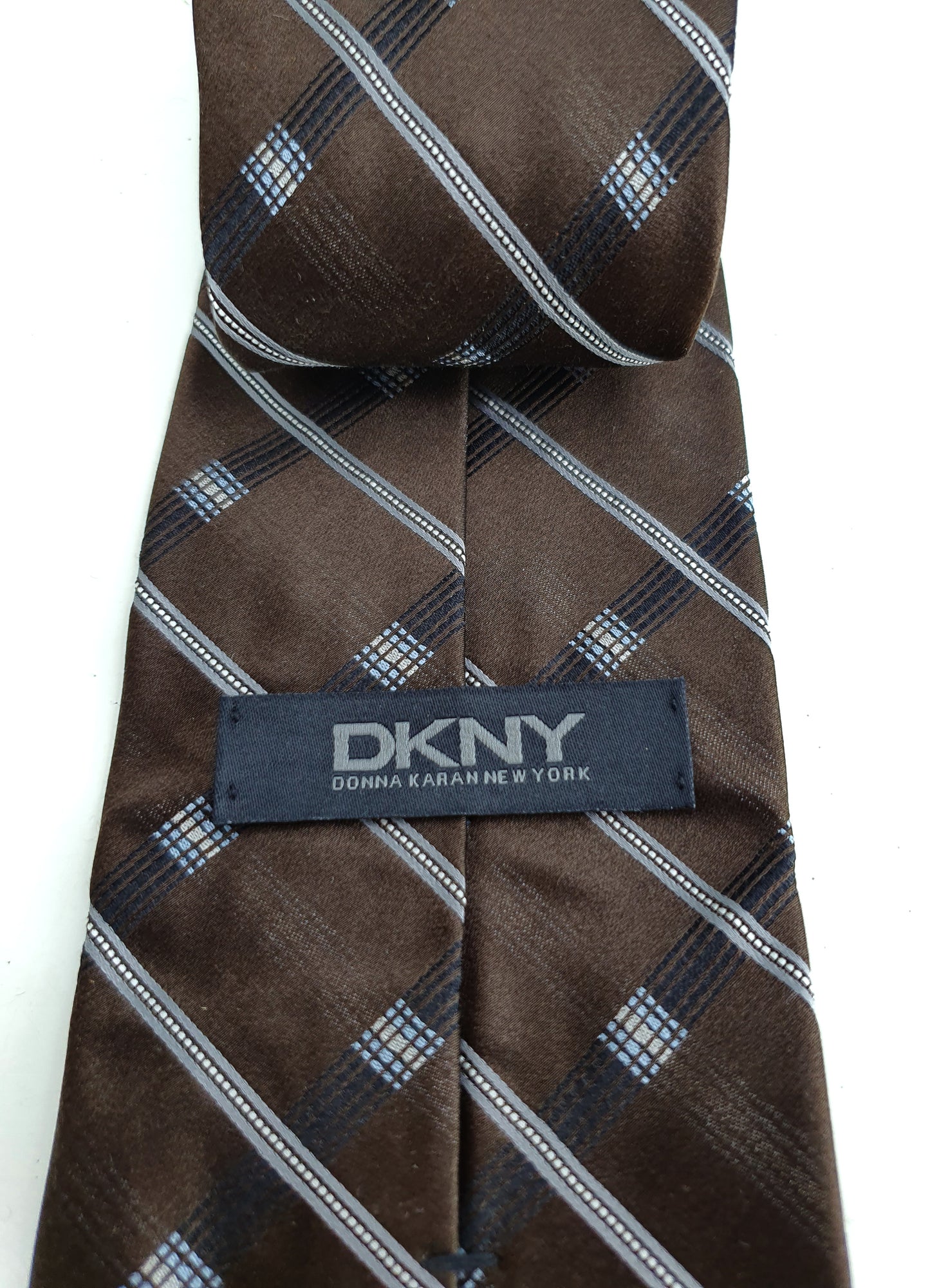 DKNY, tummanruskea silkkikravatti, made in U.S.A
