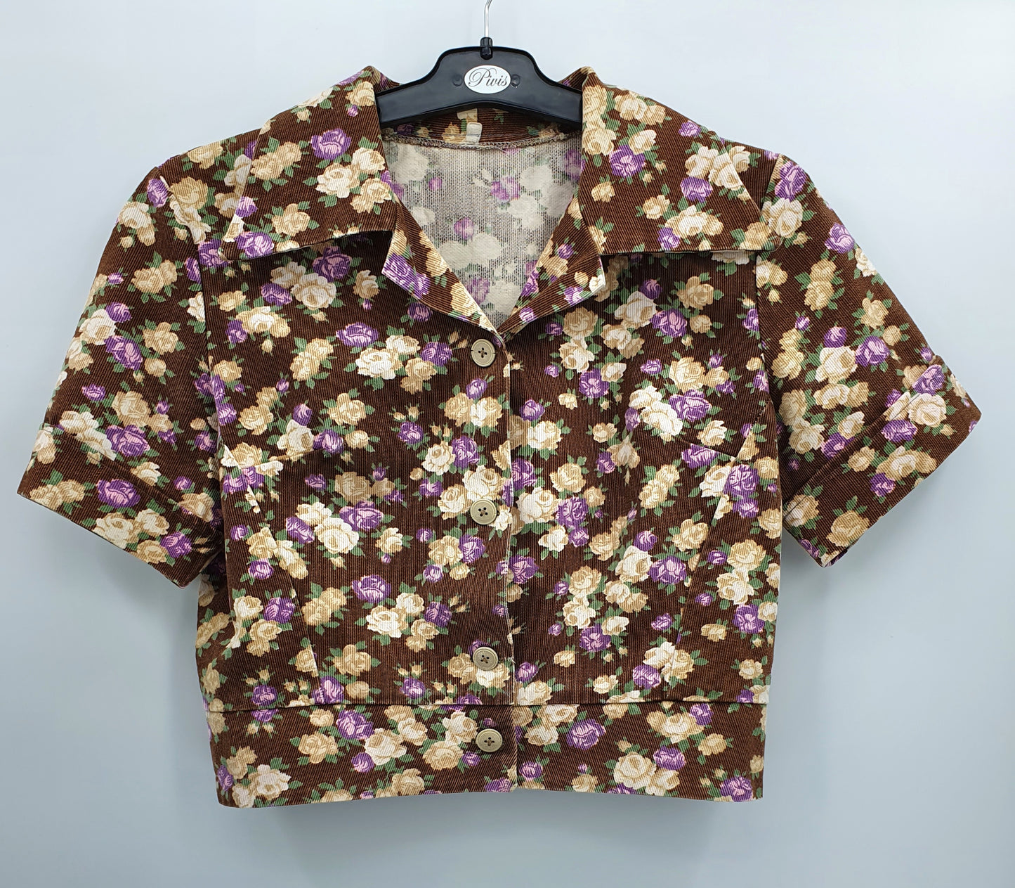 Ruskea ruusukuvioinen paita ja hame, 70-luku, koko 38-40, vyöt.ymp. 76cm