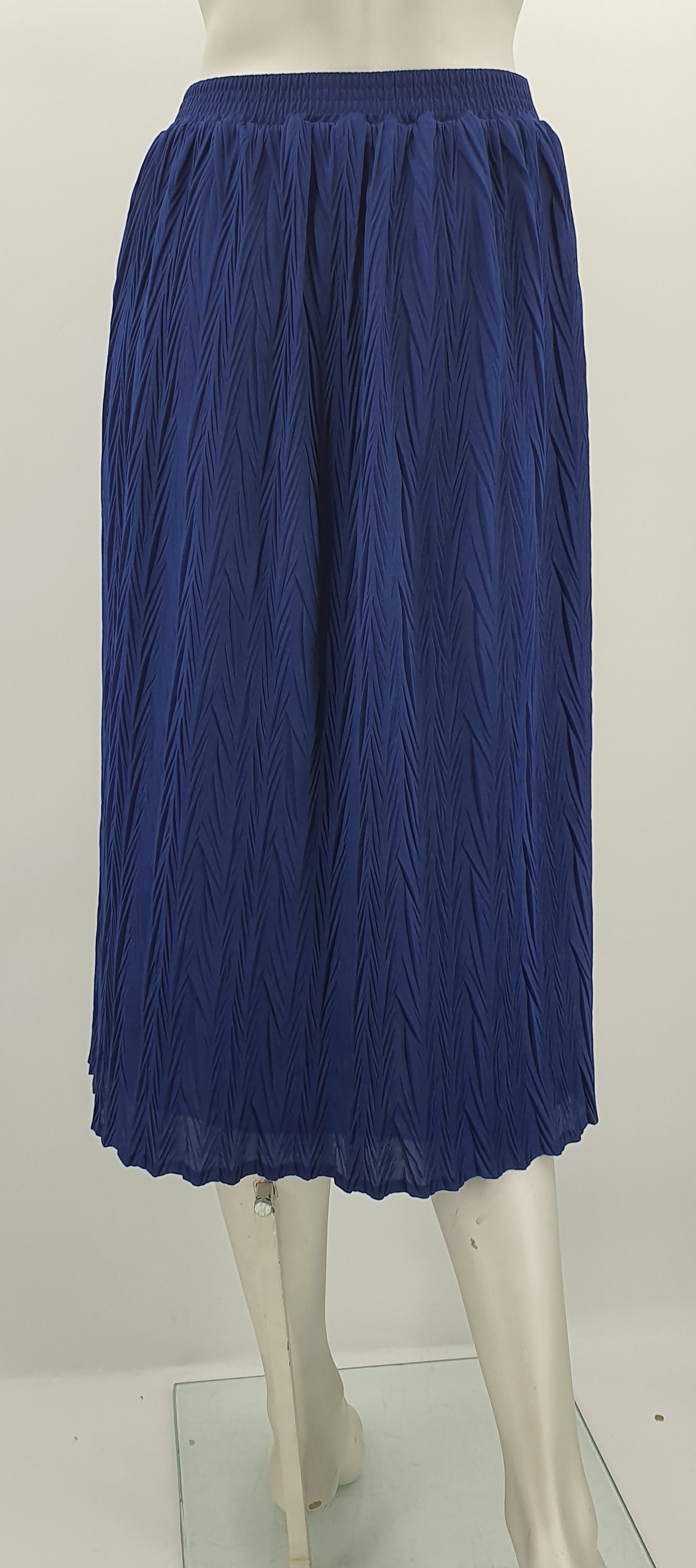 FinnKarelia, tummansininen hame, 80-90-luku, vyöt.ymp. 66-84cm, kokoarvio 40