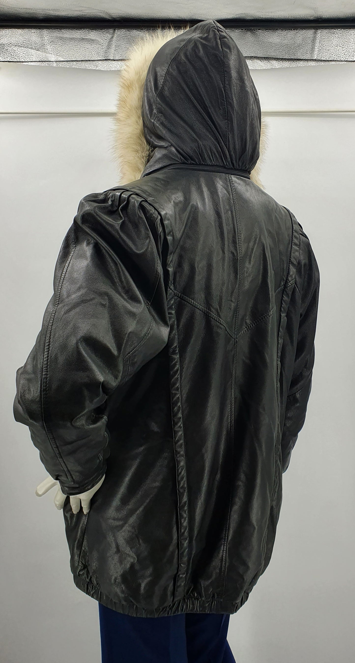 Airamo Design, musta hupullinen nahkatakki, 80-luku, koko 40
