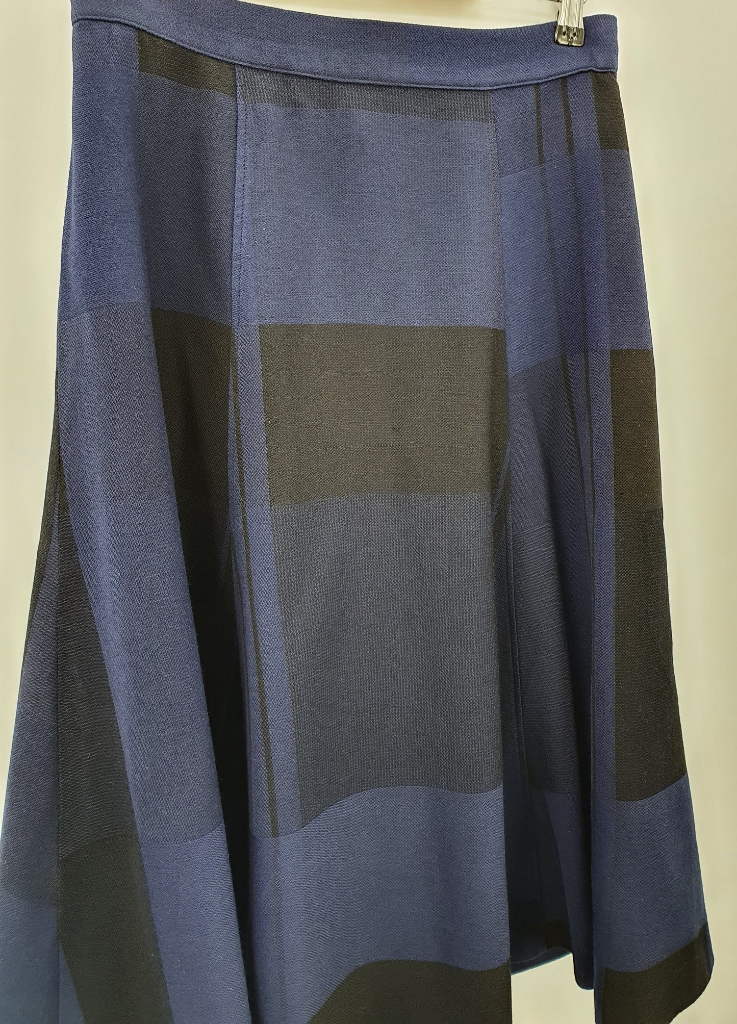 Arola, tummansininen villahame, 80-90-luku, vyöt.ymp. 74cm, kokoarvio 38-40