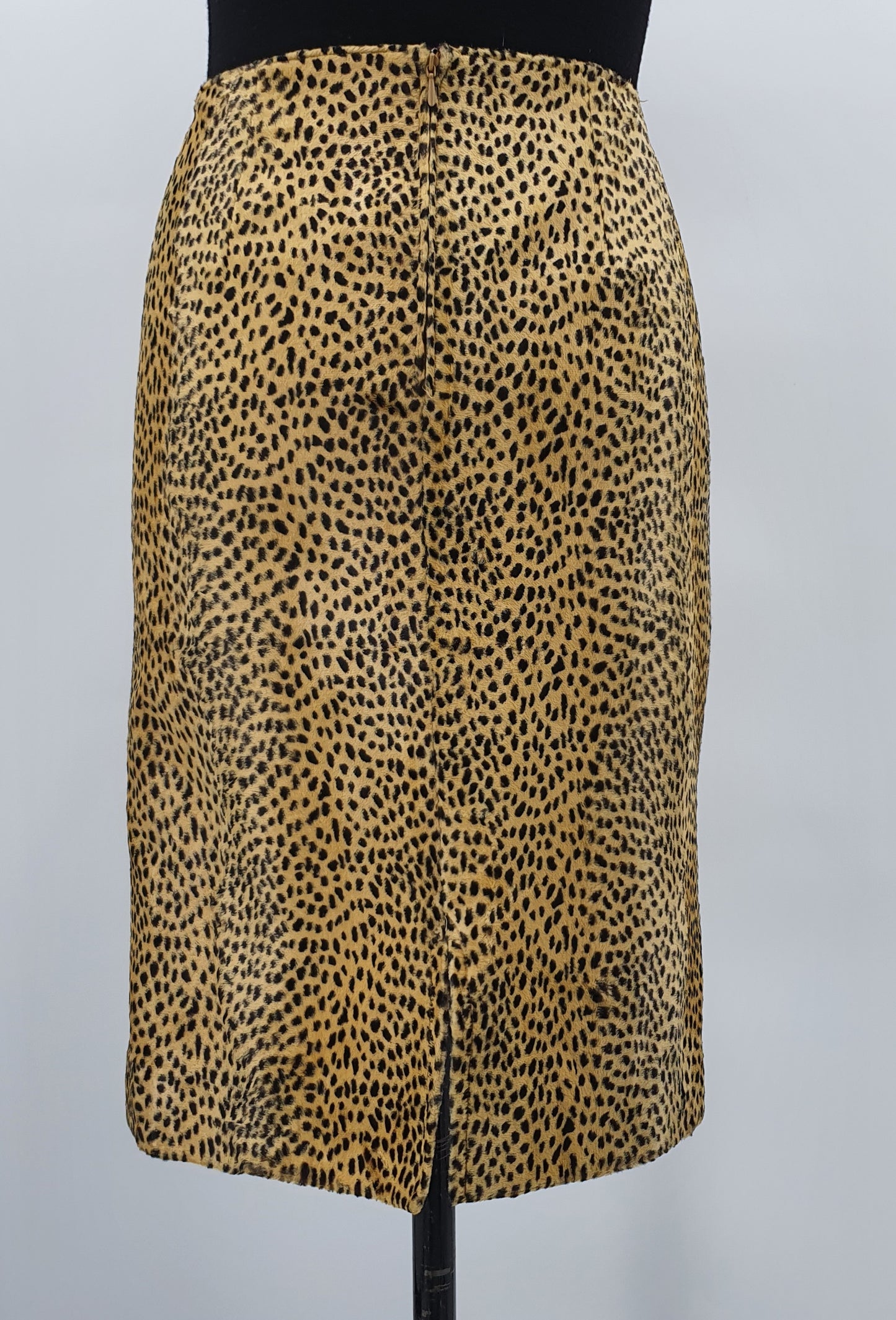 Leopardikuvioinen hame, 80-90-luku, vyöt.ymp. 90cm, kokoarvio 44