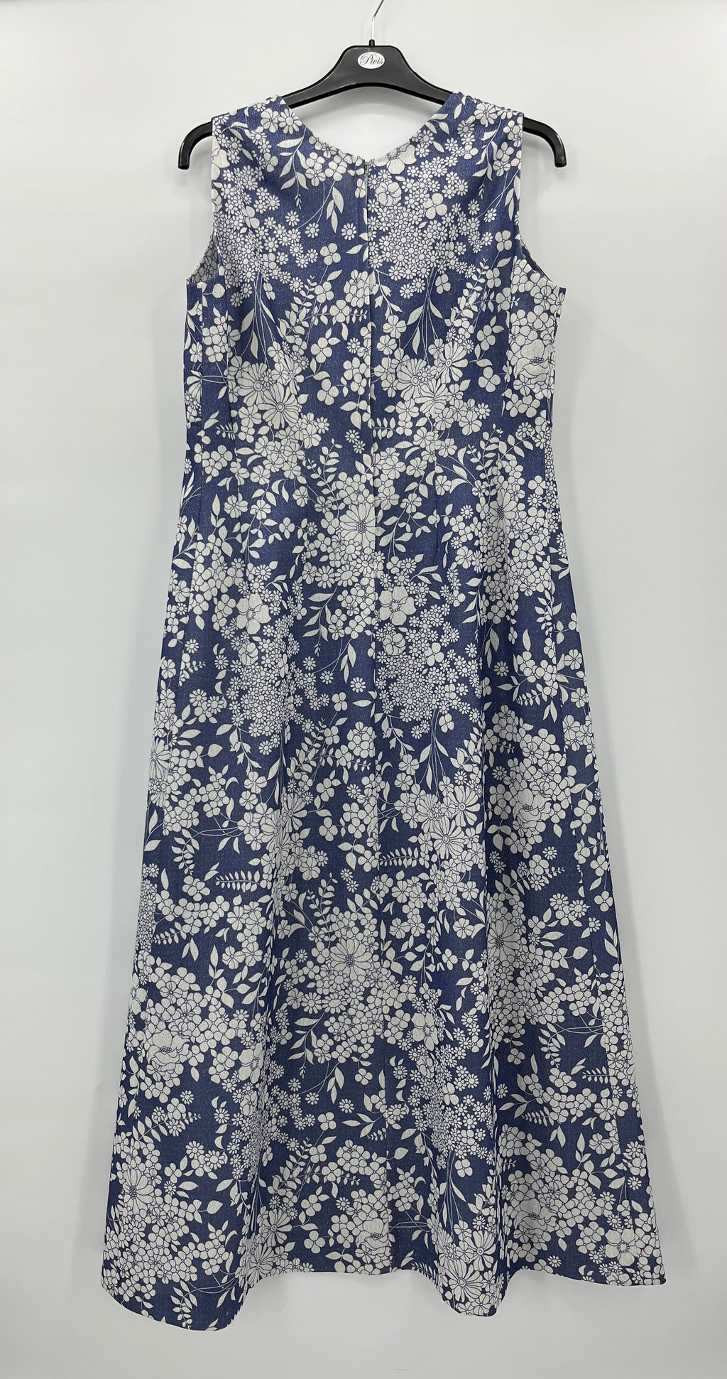 Blue and white glittery floral dress from the 70s, size 40