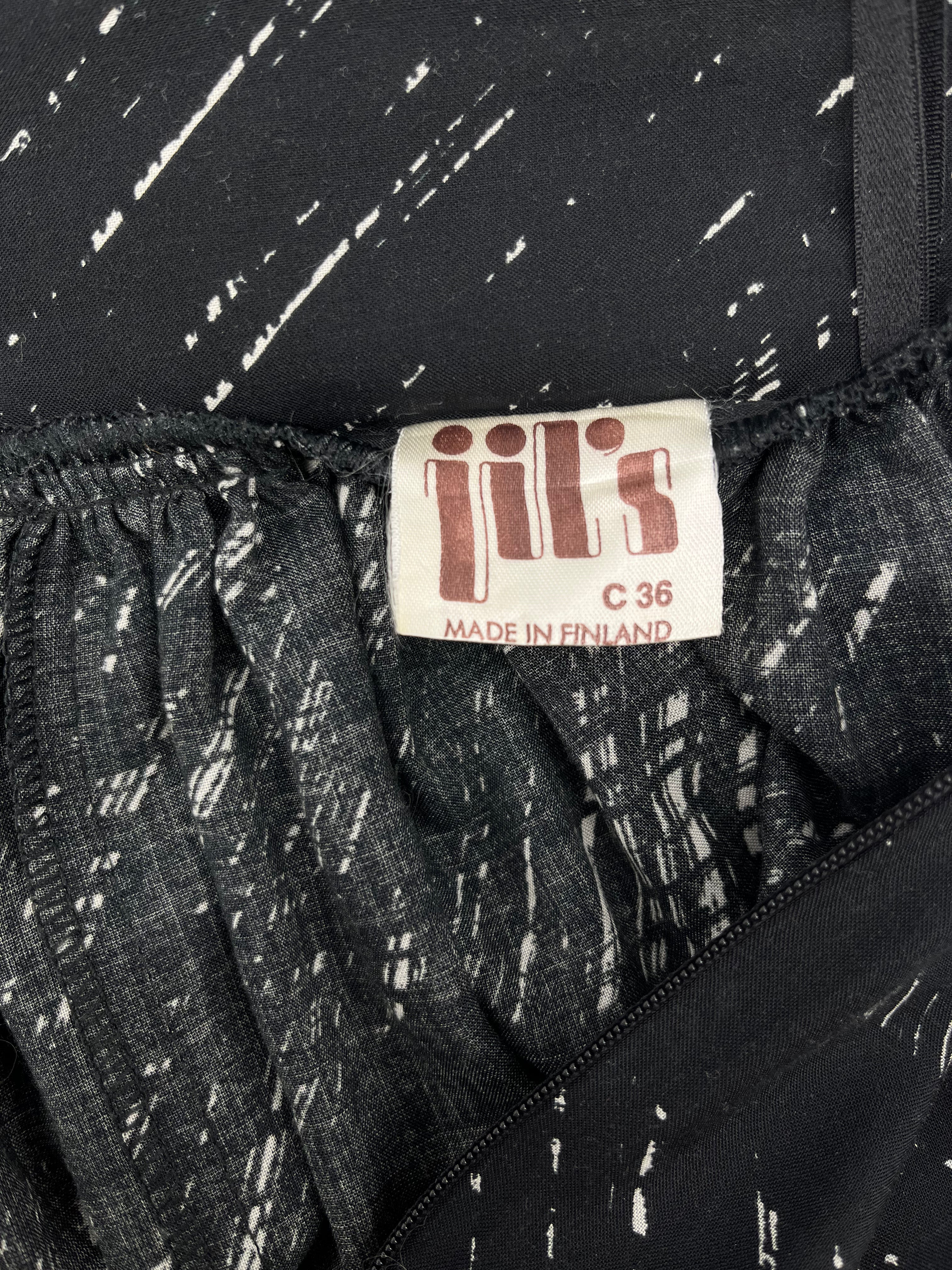 Jil's, black and white long skirt, 80s, waist 68cm, size estimate 34