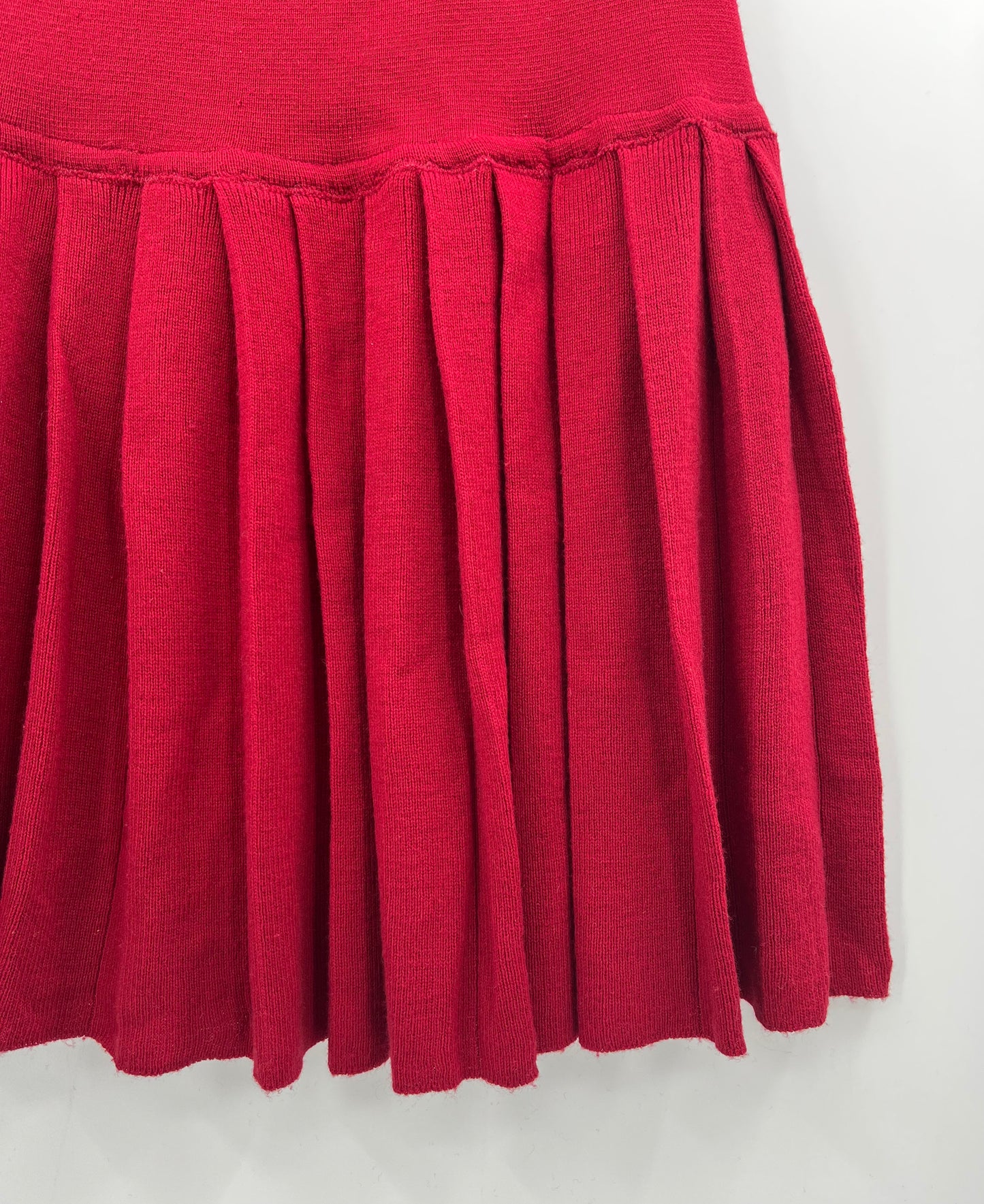 Arola, punainen neulehame, sis. villaa, 80-90-luku, vyöt.ymp. 72-90cm, kokoarvio 38-40